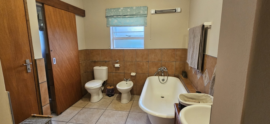2 Bedroom Property for Sale in Stilbaai Wes Western Cape